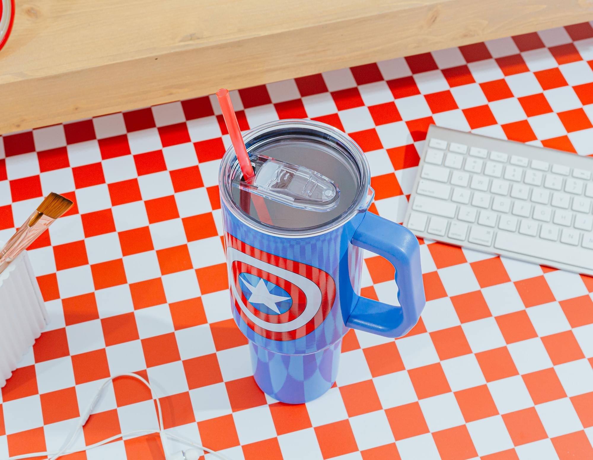 Marvel Comics Captain America 40-Ounce Stainless Steel Tumbler With Handle