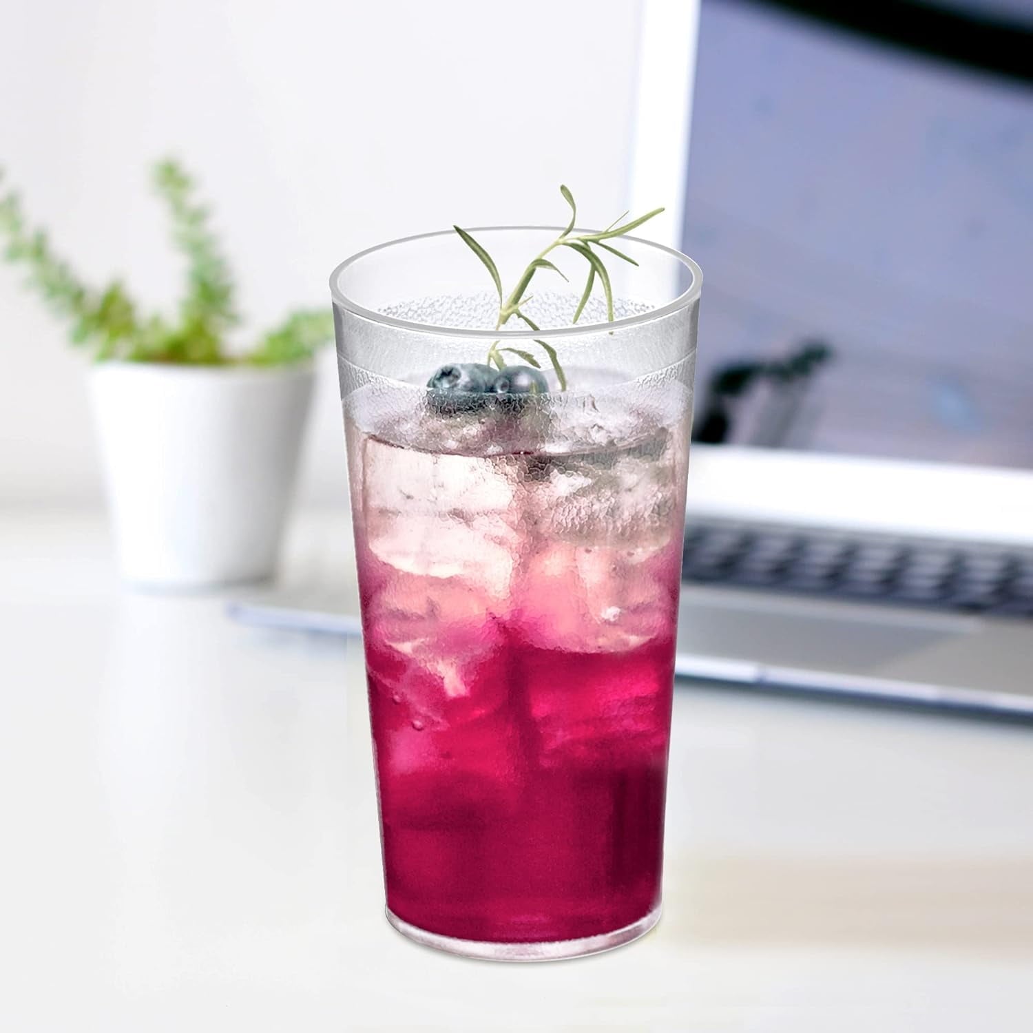 Plastic Tumblers Set Of 8,Plastic Drinking Glasses ,16 OZ Clear Plastic Cups Dishwasher Safe Tumbler Cups Reusable Set,Restaurant Style Drinking Glasses for Kitchen Party Unbreakable Kids Cups