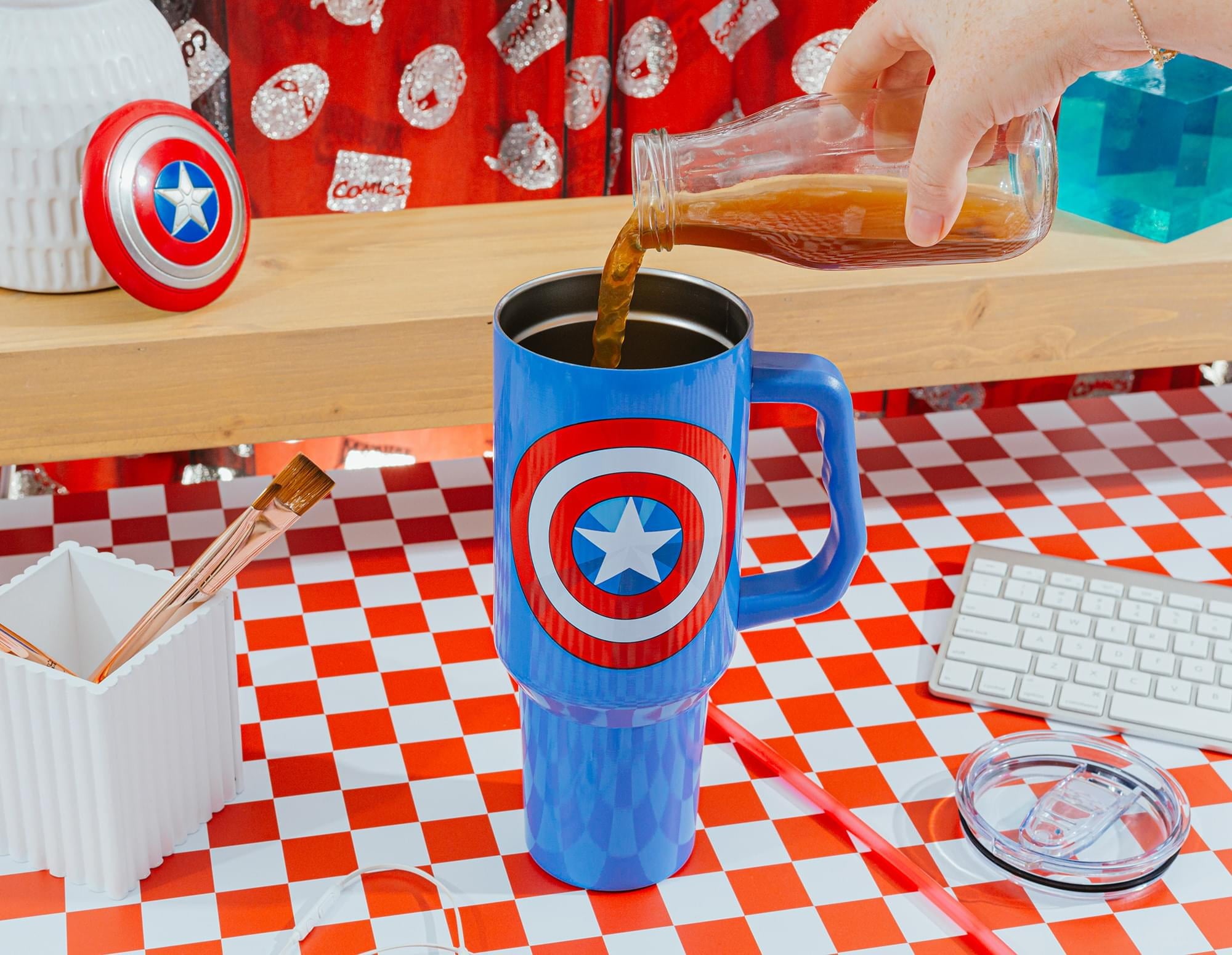 Marvel Comics Captain America 40-Ounce Stainless Steel Tumbler With Handle